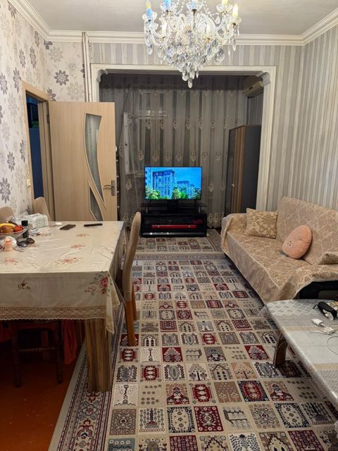 Satılır 2 otaqlı köhnə tikili 55 m² — Bakı