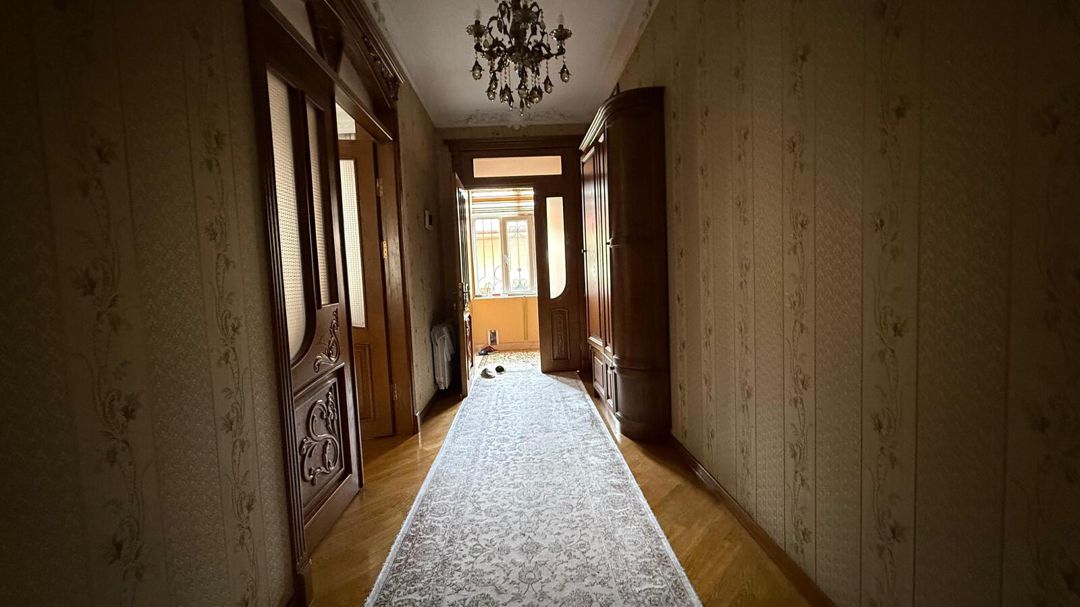 Satılır 8 otaqlı həyət evi/bağ evi 400 m² — Ev, villa, Bakı (9)