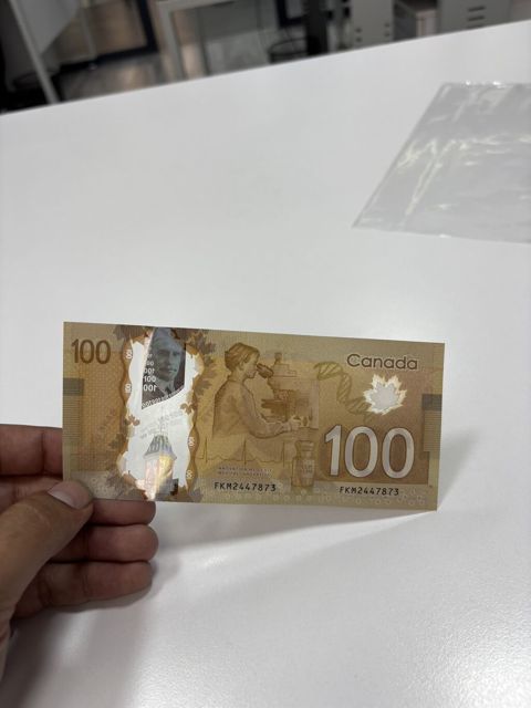 Məhsul: Kanada 100 dollar banknotu (polimer seriya) Super vezyetdedir — Sumqayıt