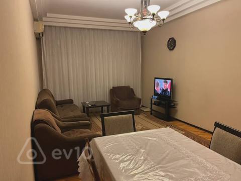 2 otaqlı mənzil, 82 m², İlqar Zülfiqarov — Zaur — Пәтер
