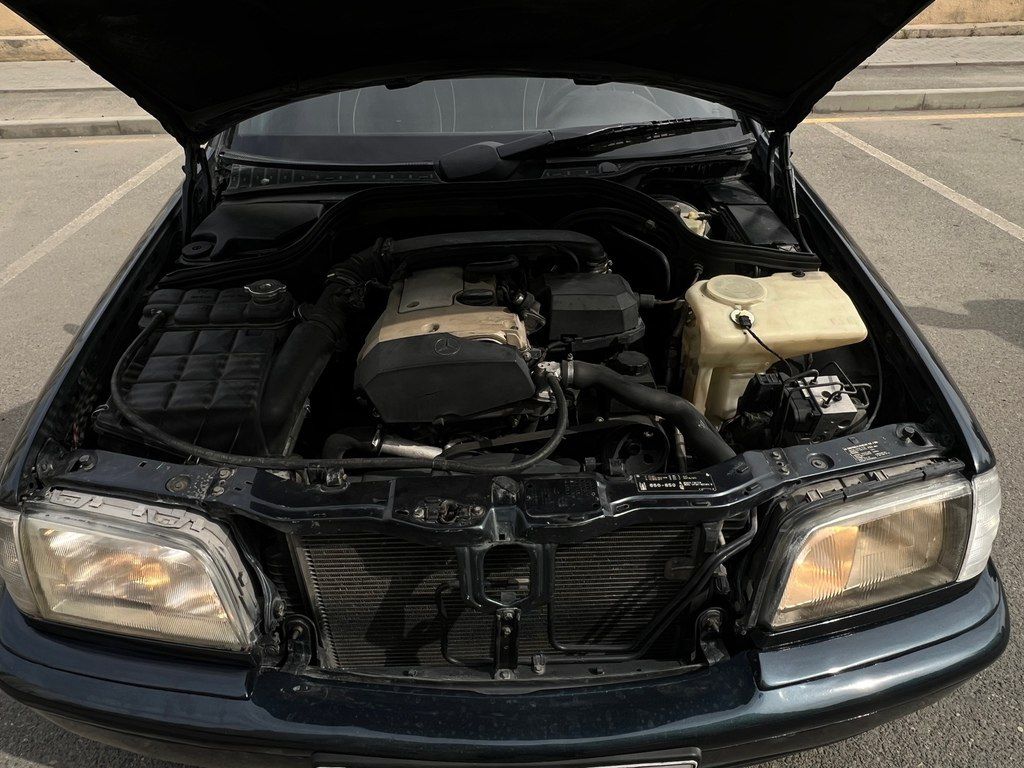 Mercedes C 200, 2.0 L, 1997 il, 558 545 km 01-CE-366 — Avtomobillər, Bakı (12)