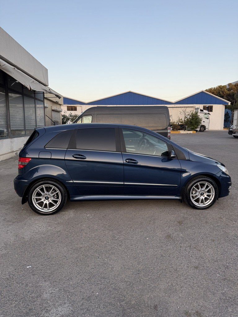 Mercedes B 170, 1.7 L, 2011 il, 83 000 km 77-EU-950 — Avtomobillər, Bakı (5)