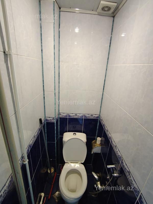 Satılır 3 otaqlı Bina evi menzil (Köhnə tikili), 70 m², 10-cu mikrorayon — Mənzil, Sumqayıt (10)