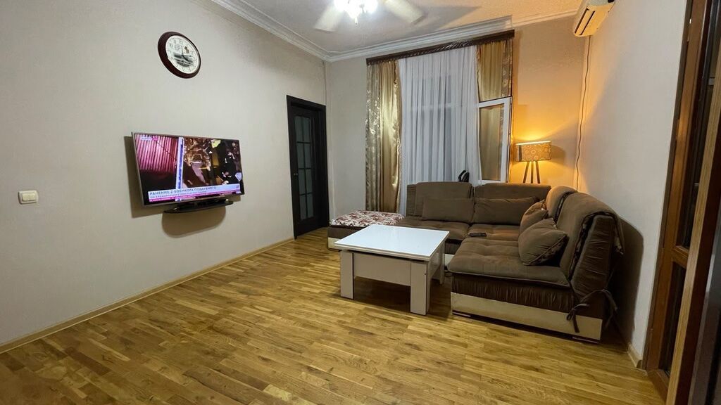 Əhmədli ƏLA Lokasiya Kupçalı Həyət EVİ Özünüz və ailəniz üçün — Qonaq otağı üçün, Bakı (5)
