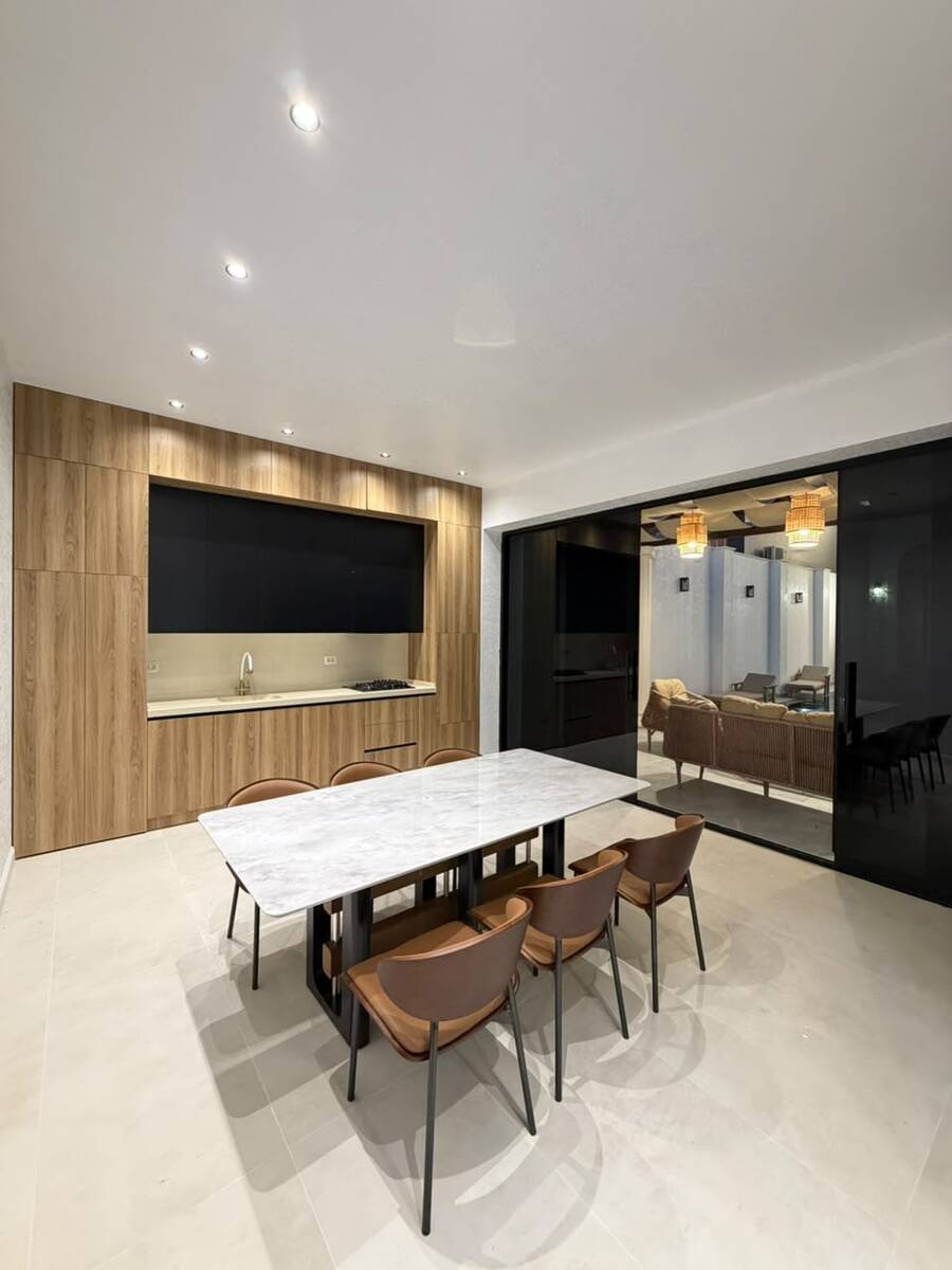 Satılır 5 otaqlı həyət evi/bağ evi 220 m² — Ev, villa, Bakı (9)