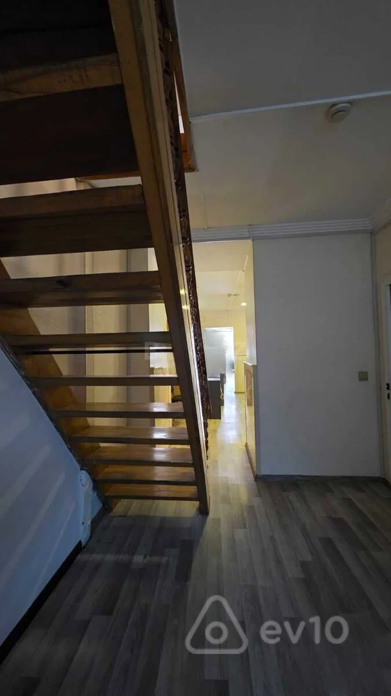 Obyekt, 200 m², 28 MAY Metro Yaxınlığı — kirayə — Əmlak, Bakı (5)