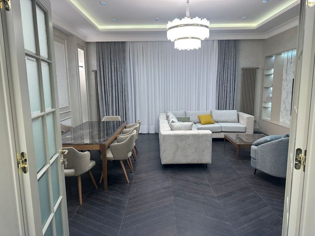 İcarəyə verilir 3 otaqlı yeni tikili 180 m² — Mənzil, Bakı (2)