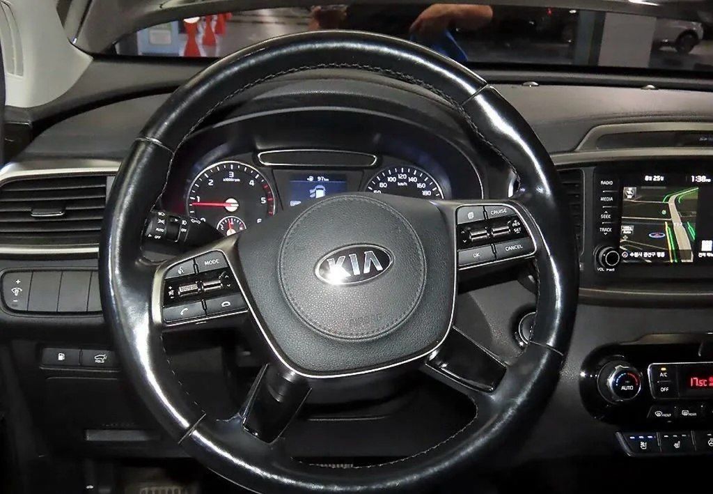 Kia Sorento, 2.0 L, 2017 il, 179 590 km — Avtomobillər (6)