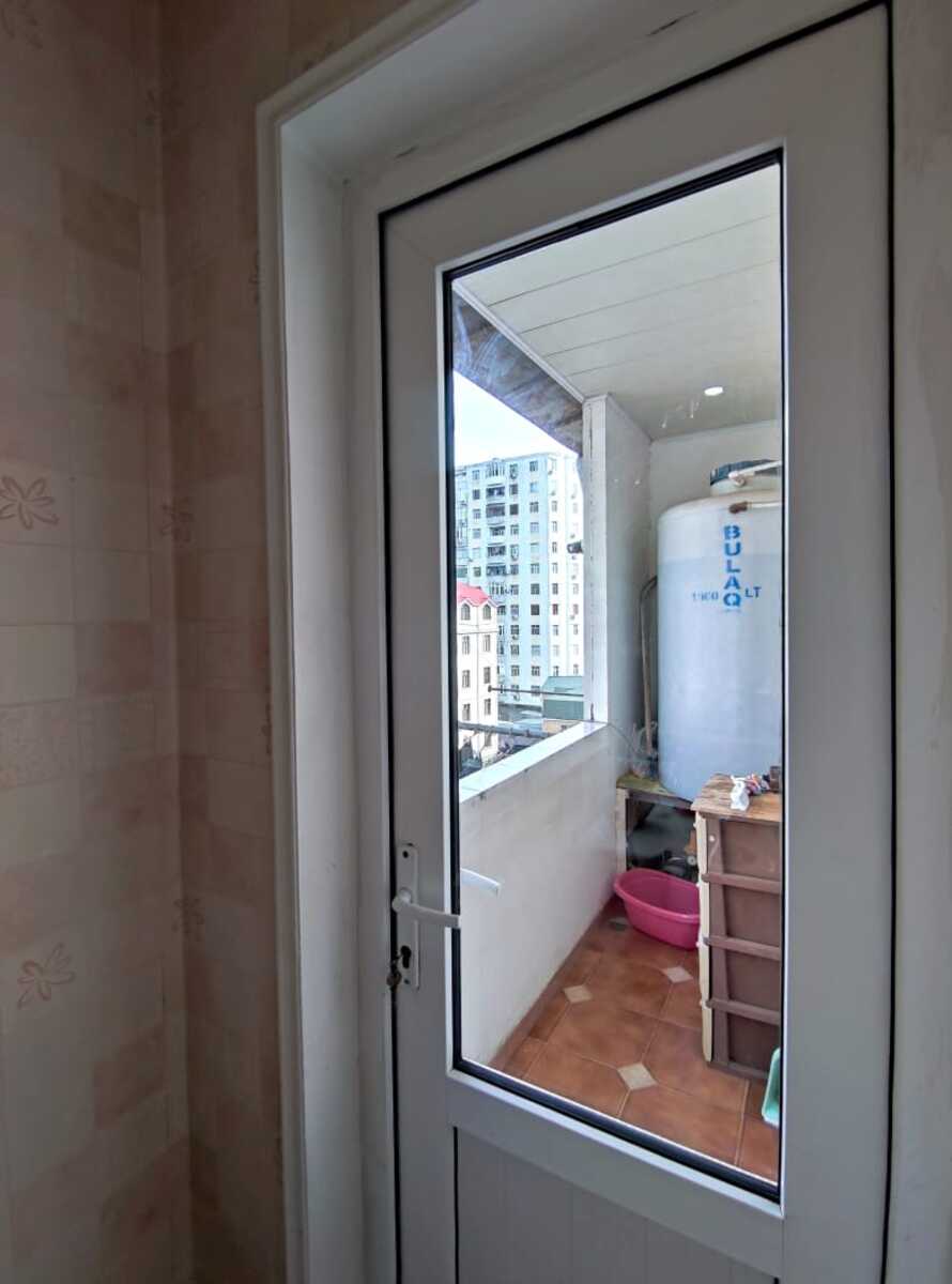 Satılır 4 otaqlı köhnə tikili 110 m² — Mənzil, Bakı (6)