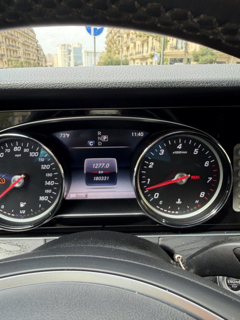 Mercedes E 300, 2.0 L, 2018 il, 180 331 km — Avtomobillər, Bakı (8)