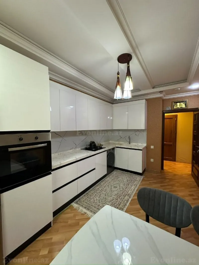 Satılır 3 otaqlı Mənzil Yeni tikili 96 m² Bakı, Yasamal r., İnşaatçılar m., Yeni Yasamal — Mənzil, Bakı (6)
