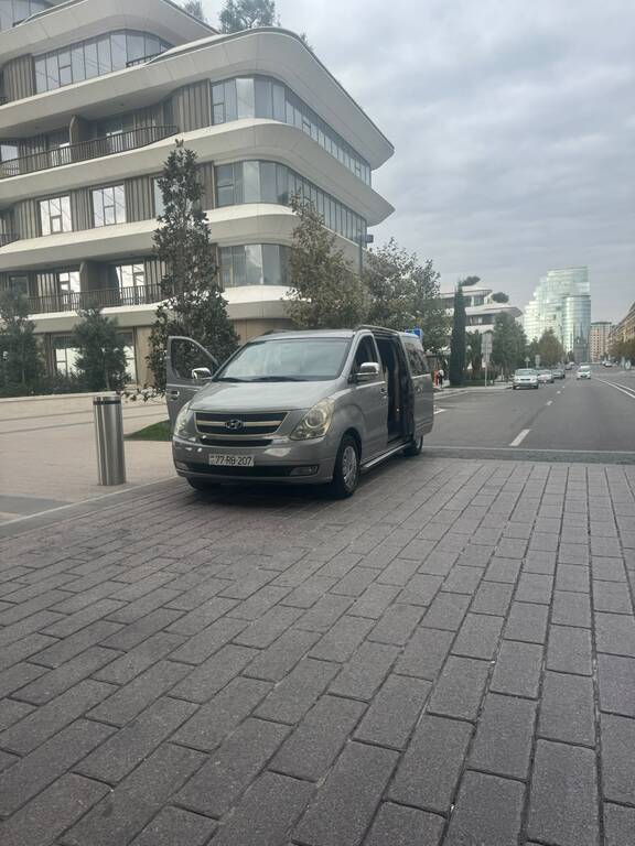 Hyundai H-1, 2.5 L, 2011 il, 500 000 km — Avtomobillər, Bakı (7)