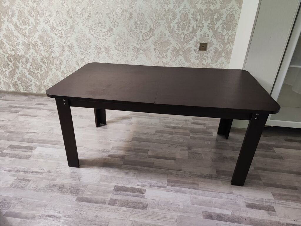 Açılan yemək masası satılır 1 il işlənib demək olar işlənməyib — Masalar, Bakı (2)