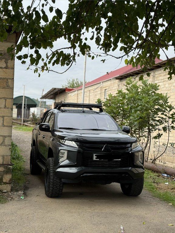 Mitsubishi L200, 2.4 L, 2023 il, 52 000 km — Avtomobillər, Bakı (6)