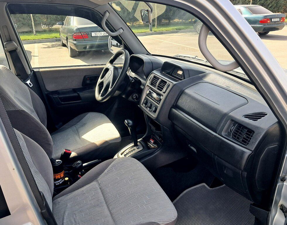 Mitsubishi Pajero io, 2.0 L, 2002 il, 195 000 km 99-EP-344 — Avtomobillər, Salyan (9)