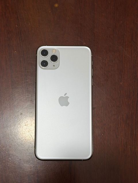 IPhone 11 Pro Max, 64 GB, Gümüşü, Simsiz şarj, Face ID — Bakı