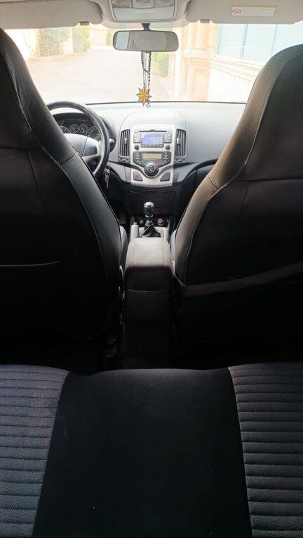 Hyundai i30, 1.4 L, 2010 il, 253 800 km 77-HU-187 — Avtomobillər, Bakı (7)