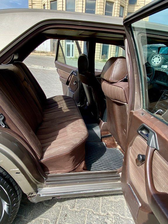 Mercedes 230 E, 2.3 L, 1989 il, 520 000 km — Avtomobillər, Bakı (3)