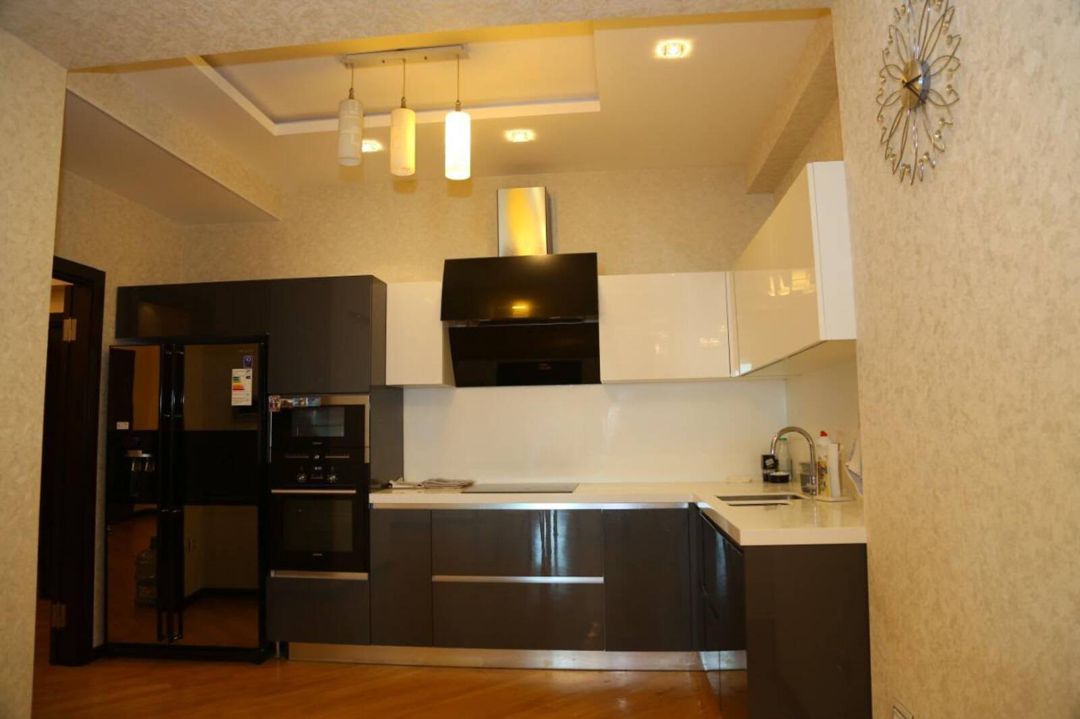 İcarəyə verilir 4 otaqlı yeni tikili 270 m² — Mənzil, Bakı (7)