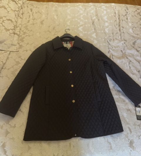 Qadınlar üçün klassik tərzli quilted (romblı tikişli) pencək/palto — Bakı