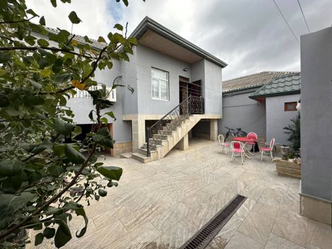 Satılır 4 otaqlı həyət evi/bağ evi 120 m² — Bakı