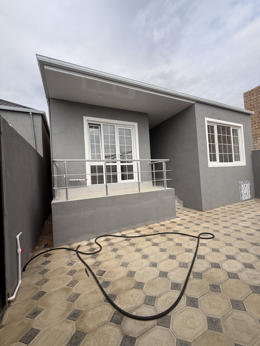 Satılır 4 otaqlı həyət evi/bağ evi 100 m² — Ev, villa, Bakı (2)