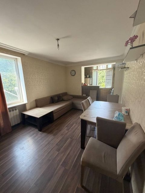 Satılır 2 otaqlı köhnə tikili 38 m² — Bakı