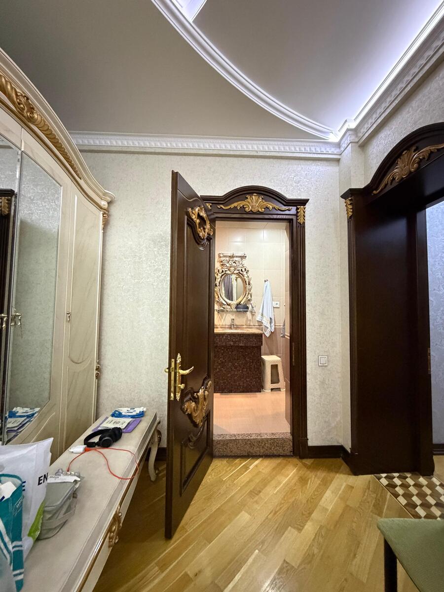 Satılır 4 otaqlı yeni tikili 210 m² — Mənzil, Bakı (8)