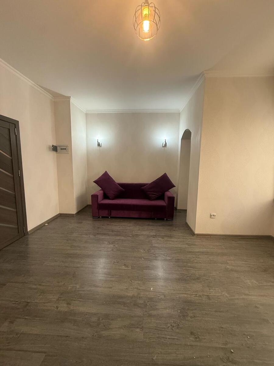 Satılır 1 otaqlı köhnə tikili 40 m² — Mənzil, Bakı (8)