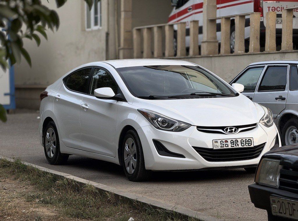 Hyundai Elantra, 1.8 L, 2015 il, 165 000 km — Avtomobillər, Gəncə (2)
