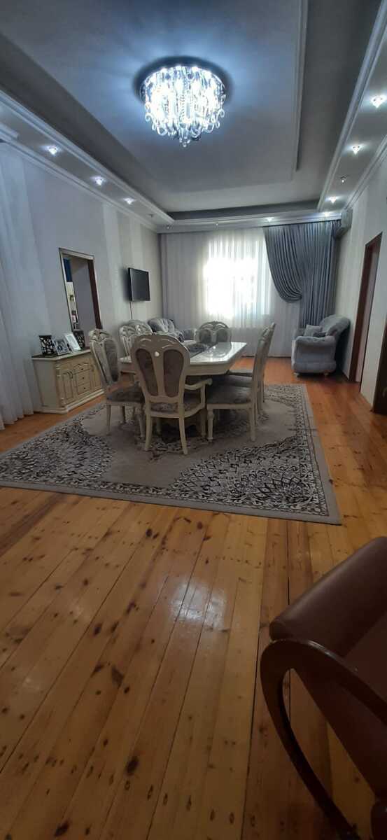 Satılır 5 otaqlı həyət evi/bağ evi 200 m² — Ev, villa, Bakı (2)