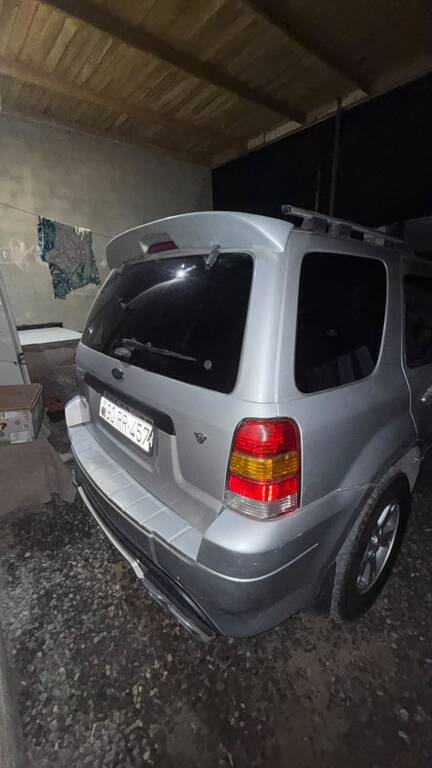 Ford Escape, 3.0 L, 2005 il, 400 000 km 90-RR-457 — Avtomobillər, Bakı (4)