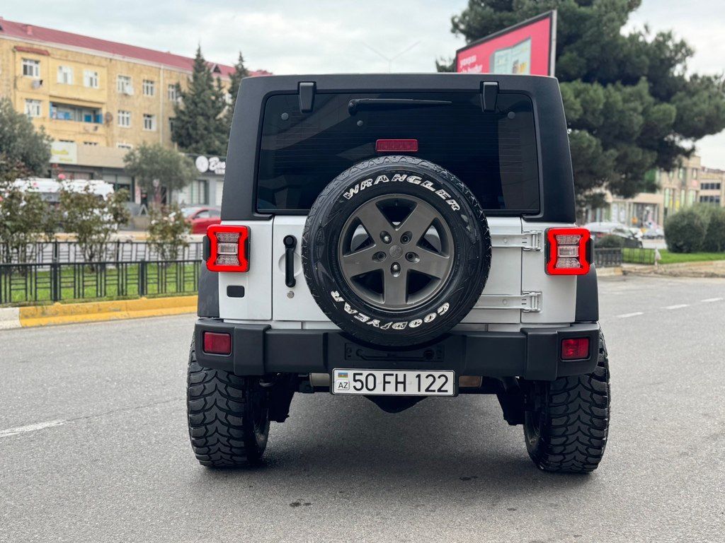 Jeep Wrangler, 3.6 L, 2013 il, 195 000 km 50-FH-122 — Avtomobillər, Bakı (9)