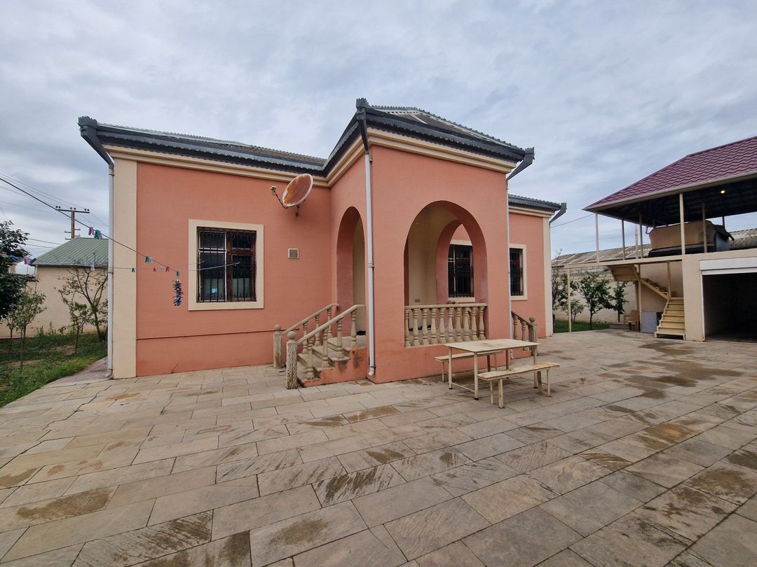 Satılır 3 otaqlı həyət evi/bağ evi 144 m² — Ev, villa, Bakı (2)