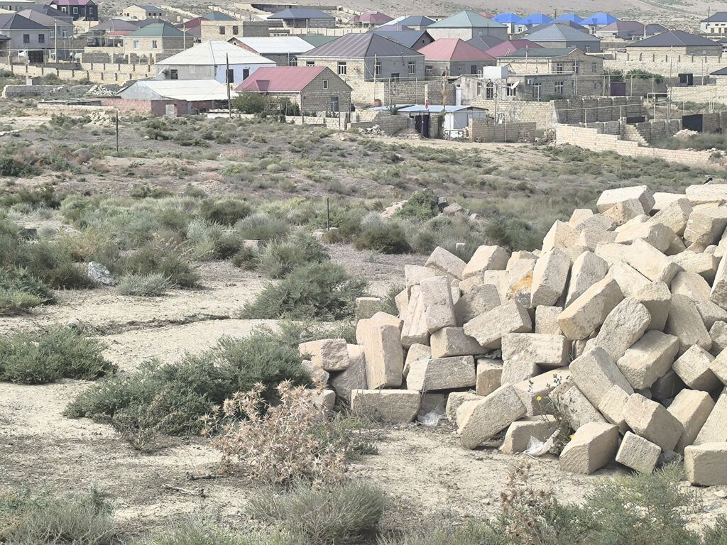 1 sot, Tikinti, Bələdiyyə — Torpaq, Xırdalan (4)