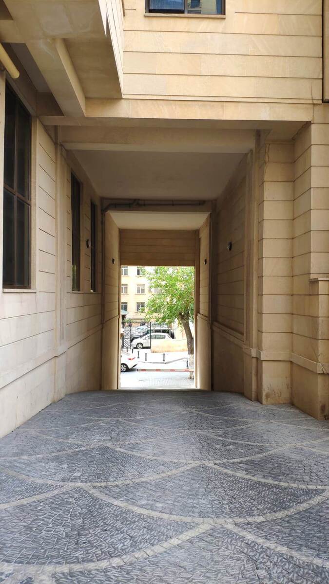 Satılır 6 otaqlı yeni tikili 423 m² — Mənzil, Bakı (11)