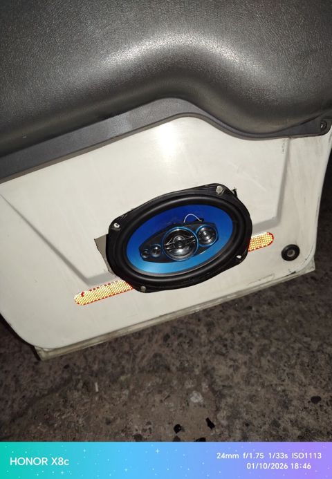 Avto audio sistemi – maqnitola və 6x9 oval dinamiklər dəsti. Kalonka — Bakı