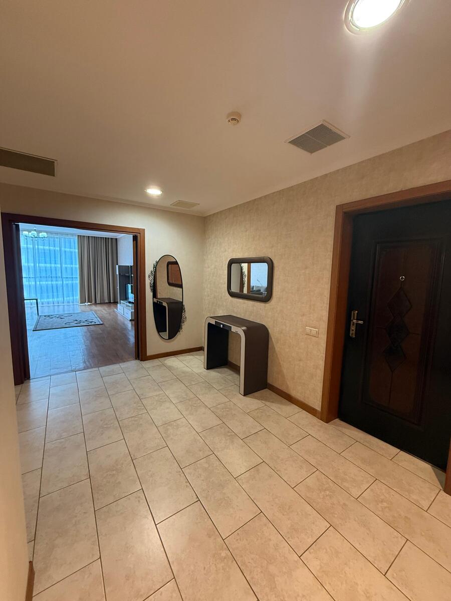 Satılır 3 otaqlı yeni tikili 170 m² — Mənzil, Bakı (5)