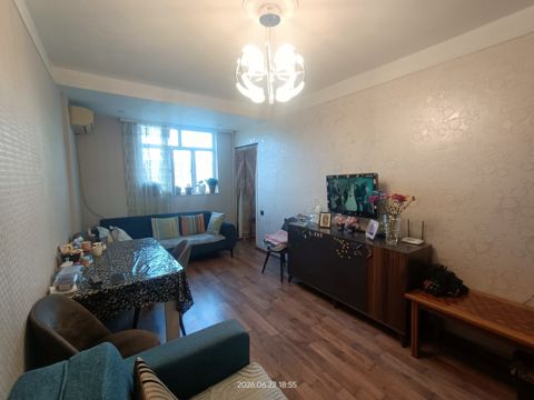 Satılır 2 otaqlı köhnə tikili 40 m² — Bakı