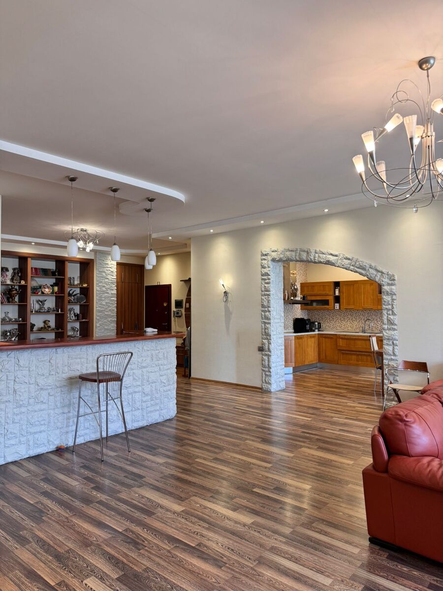 Satılır 4 otaqlı yeni tikili 211 m² — Mənzil, Bakı (2)