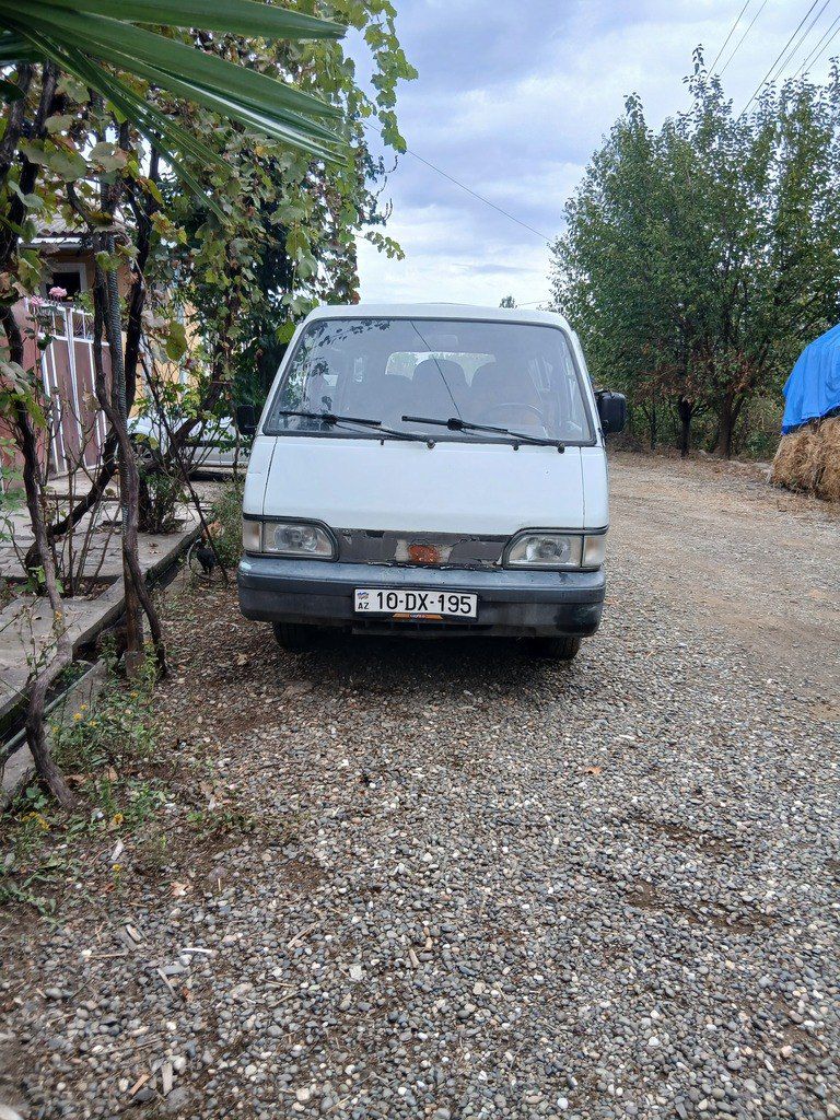 Kia Besta, 2.2 L, 1997 il, 400 000 km 10-DX-195 — Avtomobillər, Ağstafa