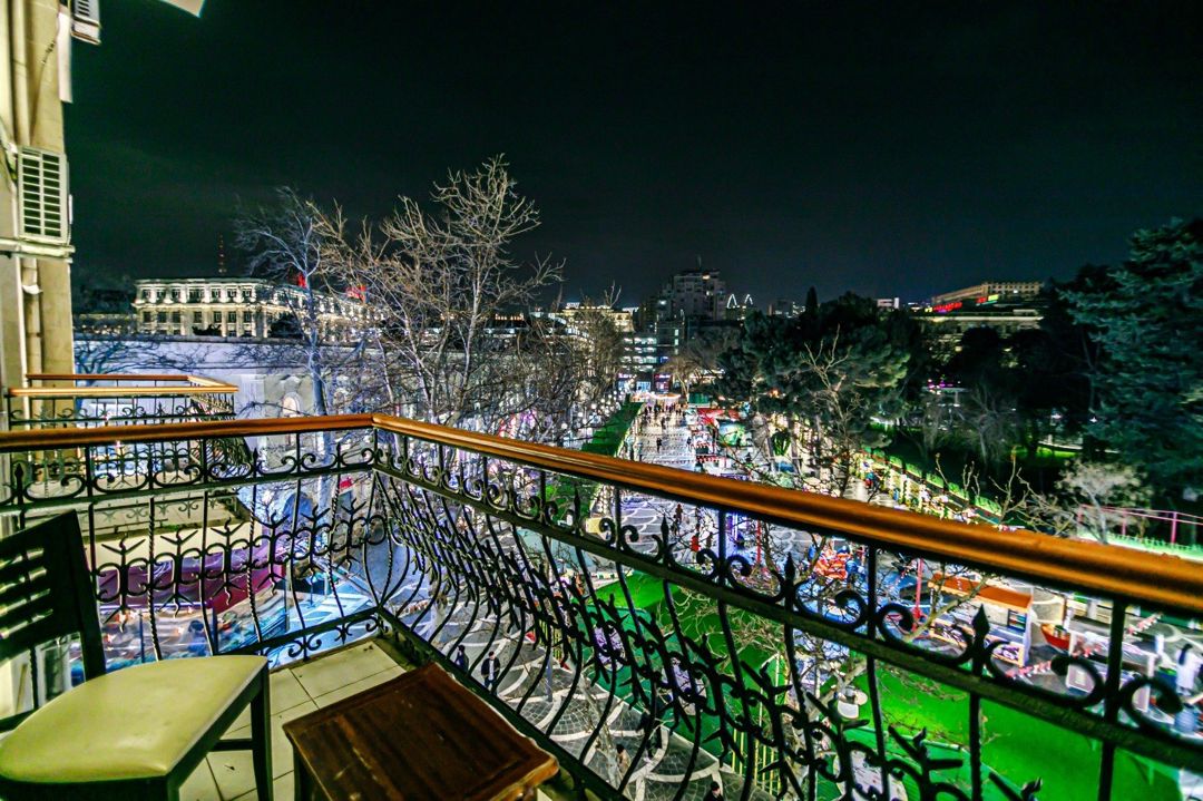 Satılır 4 otaqlı köhnə tikili 130.5 m² — Mənzil, Bakı