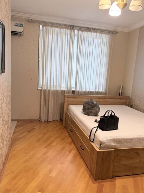 İcarəyə verilir 1 otaqlı köhnə tikili 36 m² — Bakı
