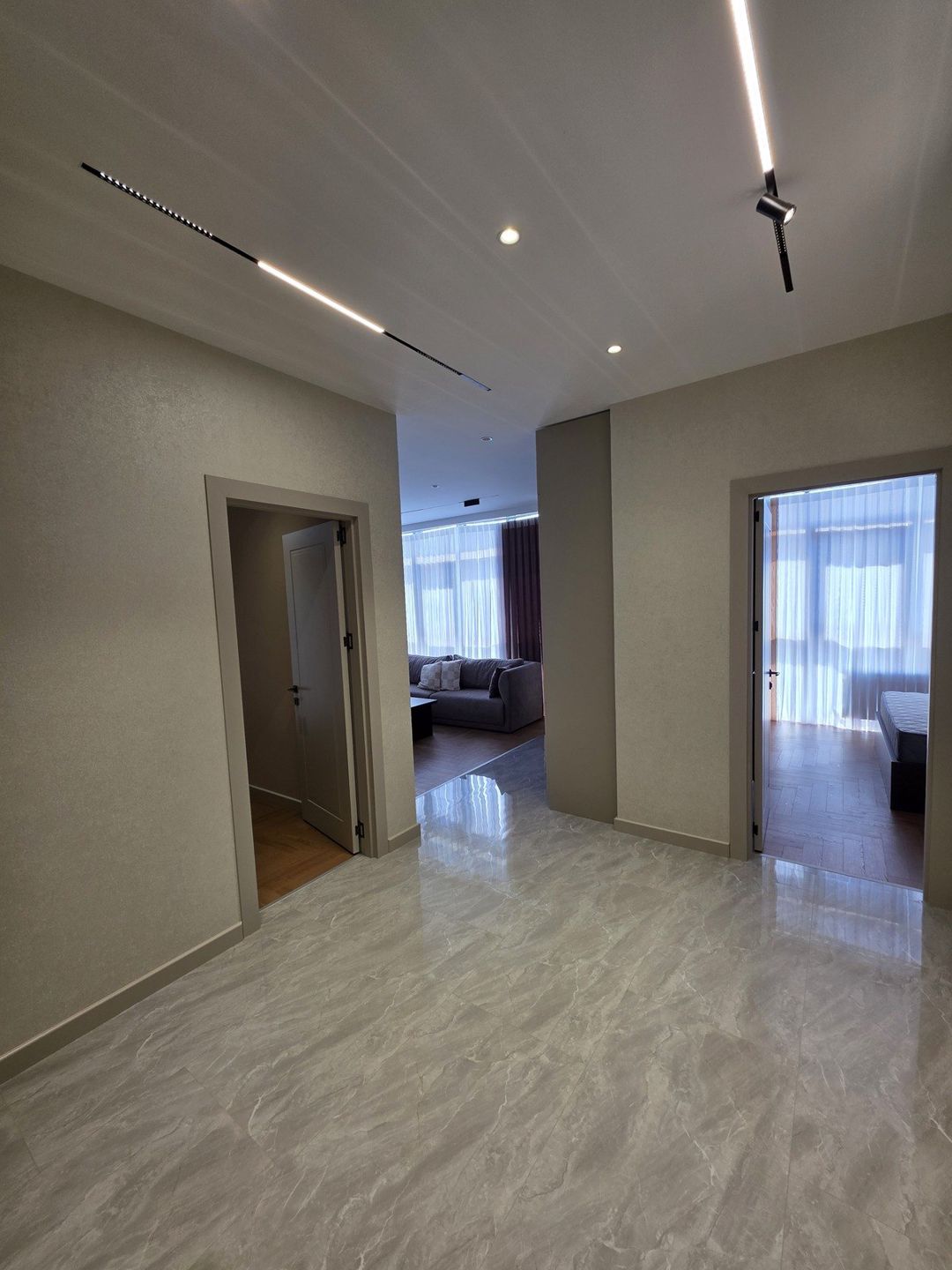 İcarəyə verilir 3 otaqlı yeni tikili 95 m² — Mənzil, Bakı (10)