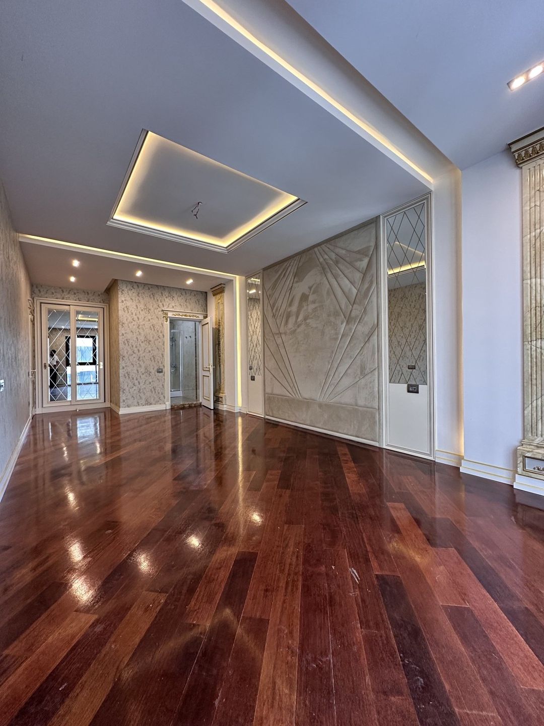 Satılır 4 otaqlı yeni tikili 215 m² — Mənzil, Bakı (6)