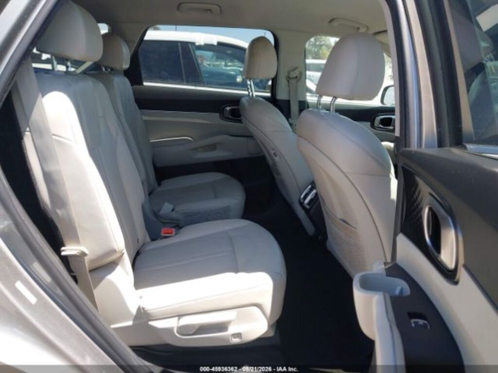 Kia Sorento, 1.6 L, 1.49 kWh, 2023 il, 97 941 km — Avtomobillər (8)
