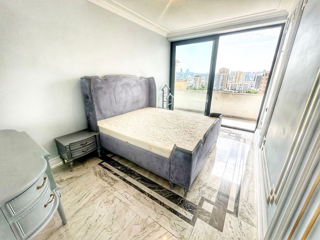 Satılır 4 otaqlı yeni tikili 205.5 m² — Mənzil, Bakı (5)