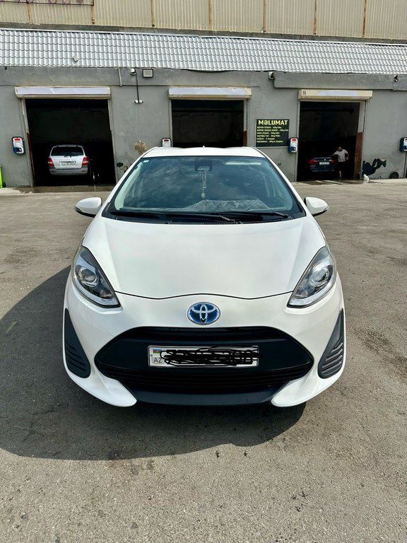 Toyota Aqua, 1.5 L, 0.87 kWh, 2018 il, 159 000 km — Avtomobillər, Bakı
