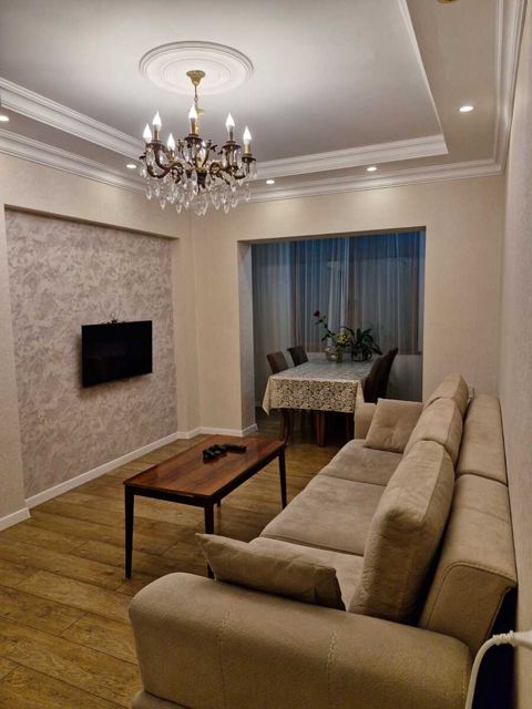Satılır 3 otaqlı köhnə tikili 75 m² — Bakı