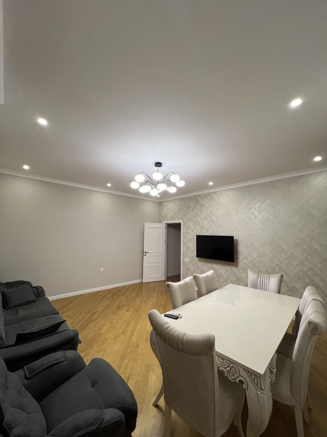 İcarəyə verilir 3 otaqlı yeni tikili 135 m² — Mənzil, Bakı (4)